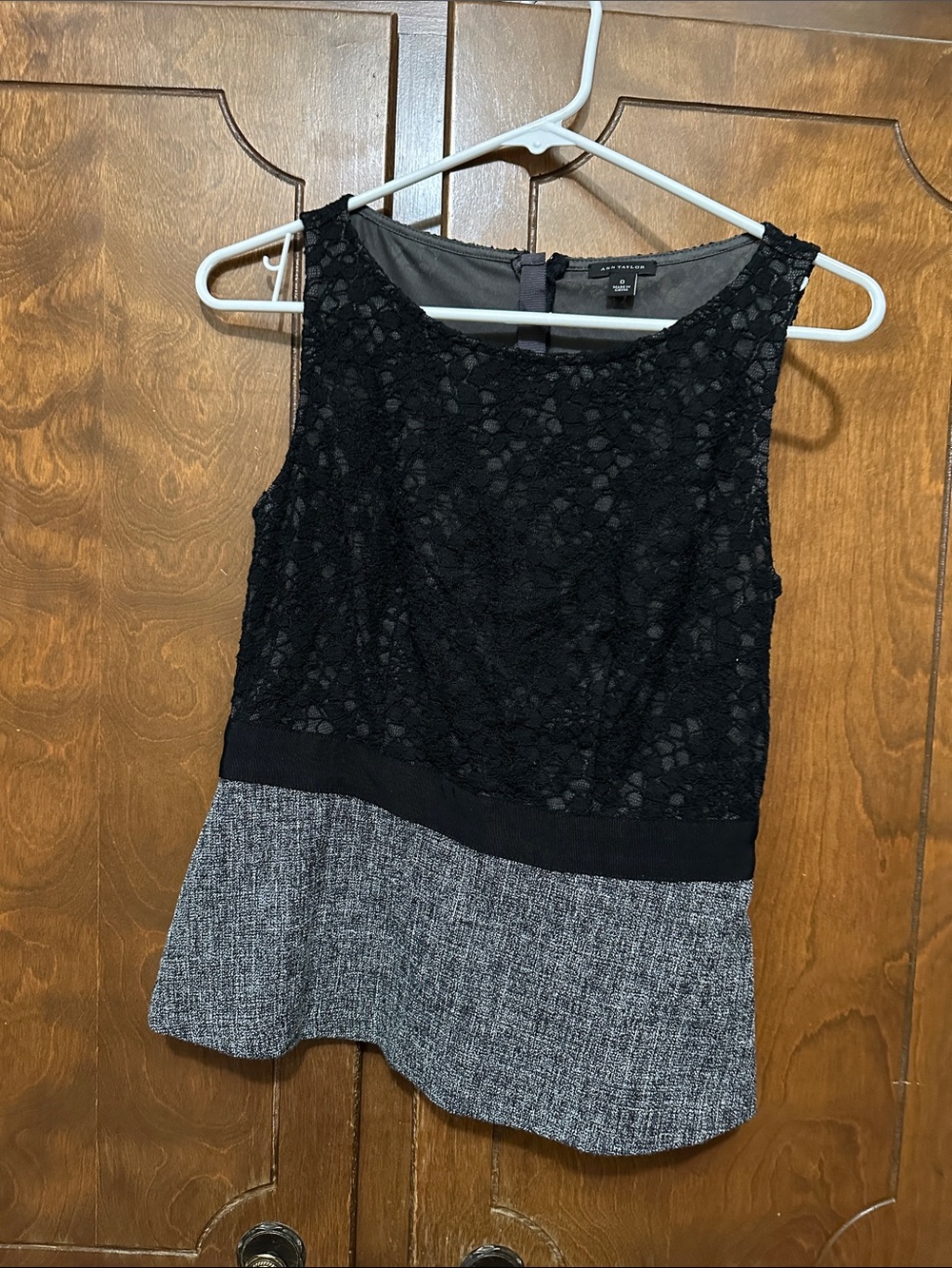 Ann Taylor Black Lace & Gray Tweed Peplum Sleeveless Top